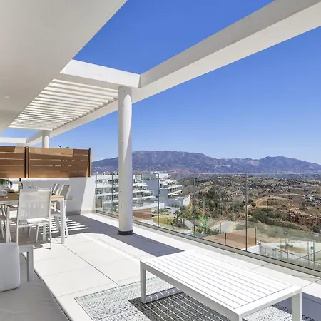 Vivi Homes - La Paz Sauna, Gym & Pool Sitio de Calahonda